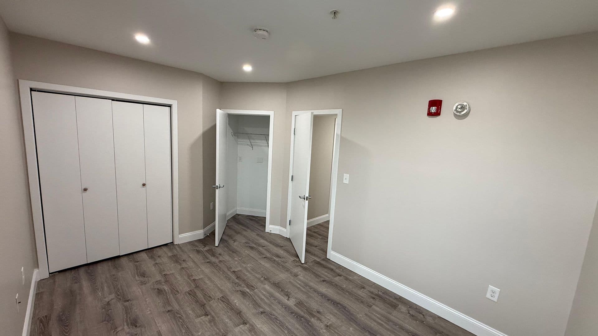 Attleboro Apartment: 75 South Main St