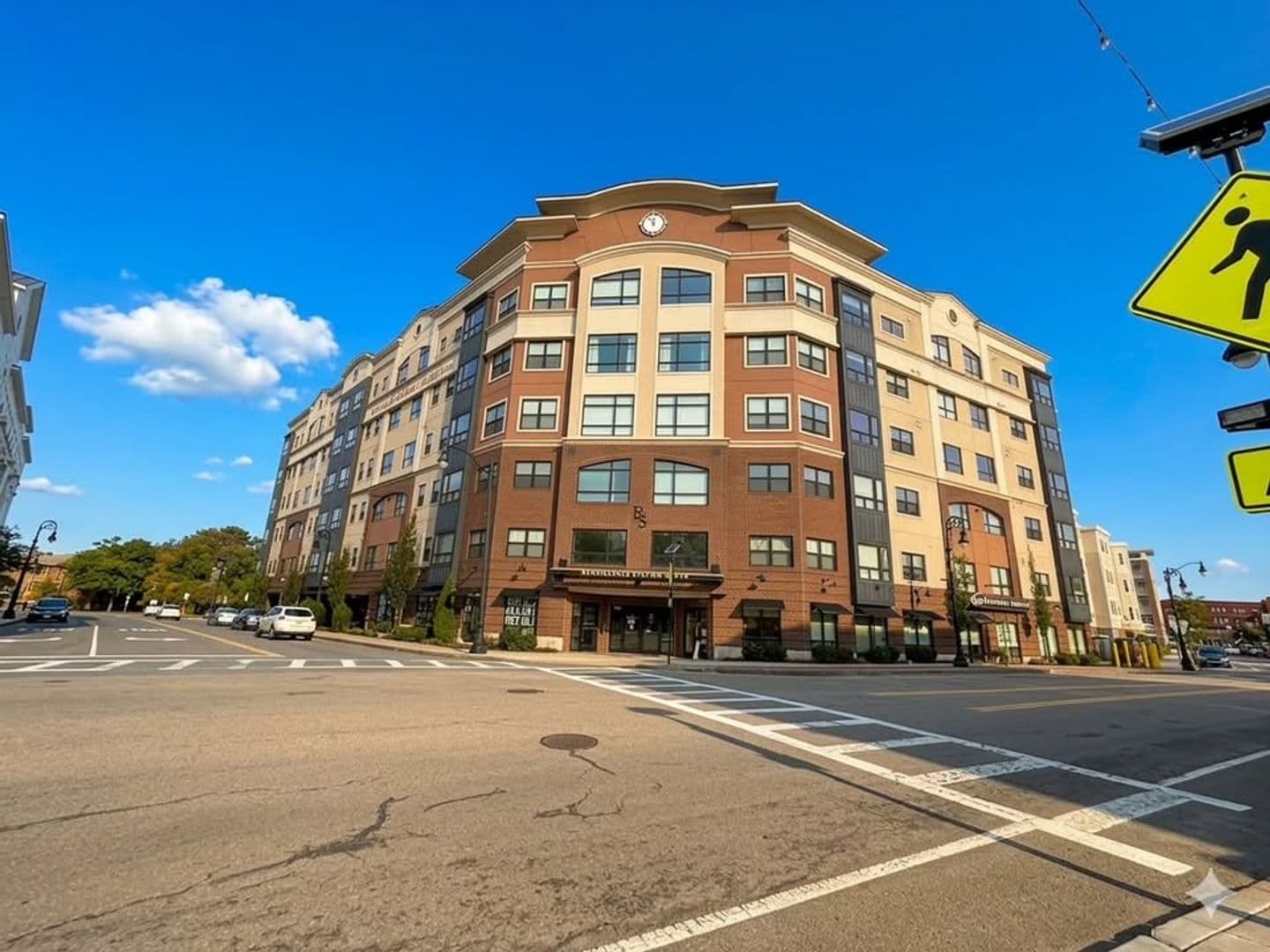 Attleboro Apartment: 75 South Main St