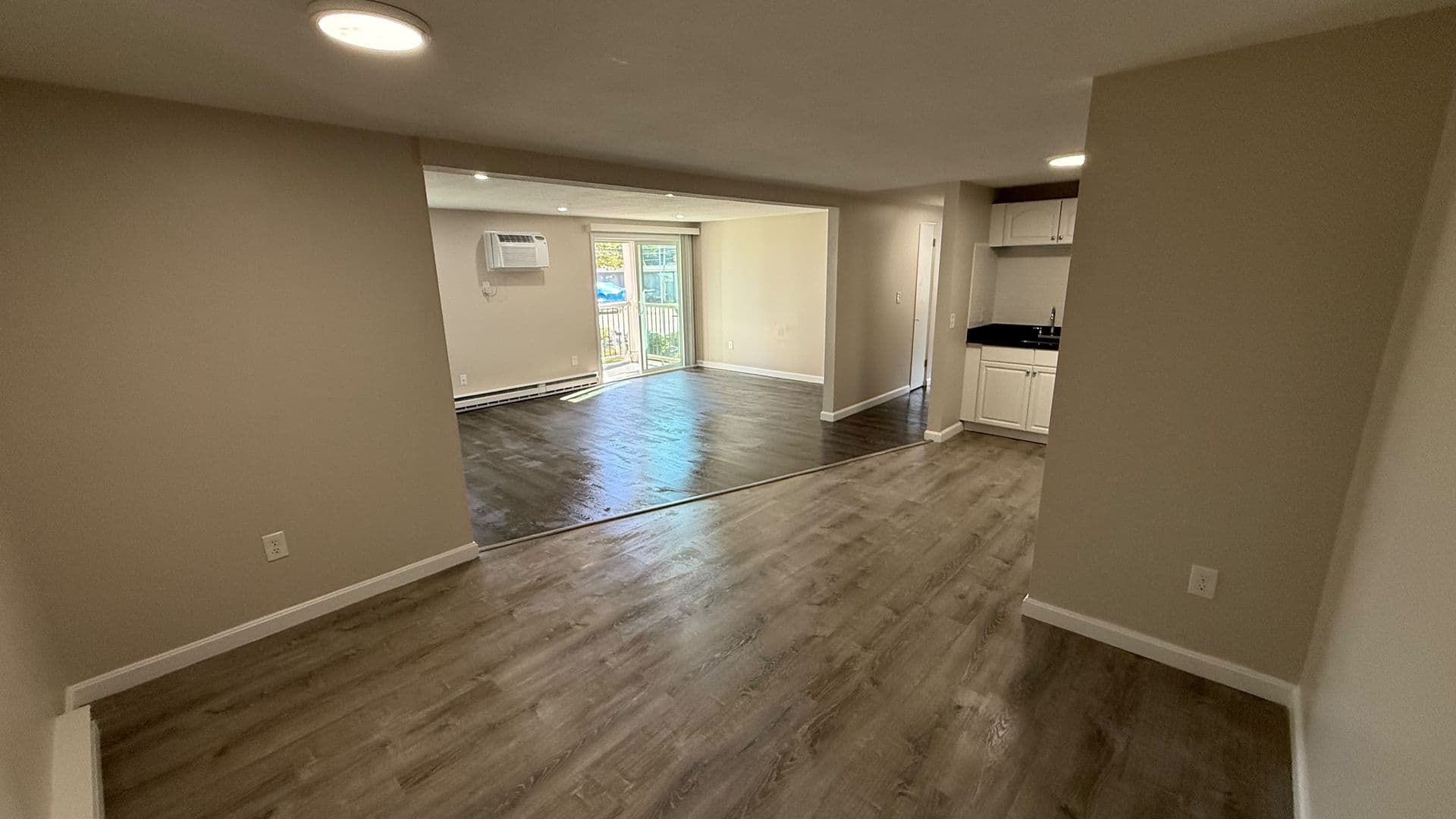 Webster Apartment: 310 Thompson Road
