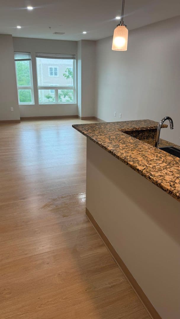 Attleboro Apartment: 75 South Main St