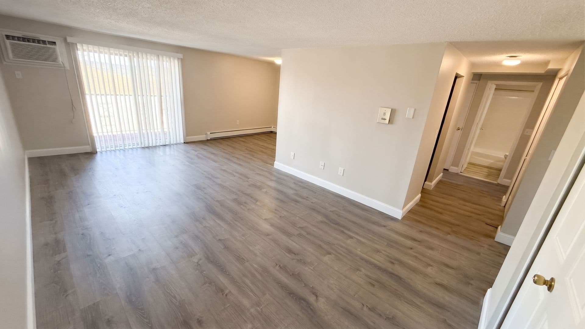 Leominster Apartment: 47 Princeton Street