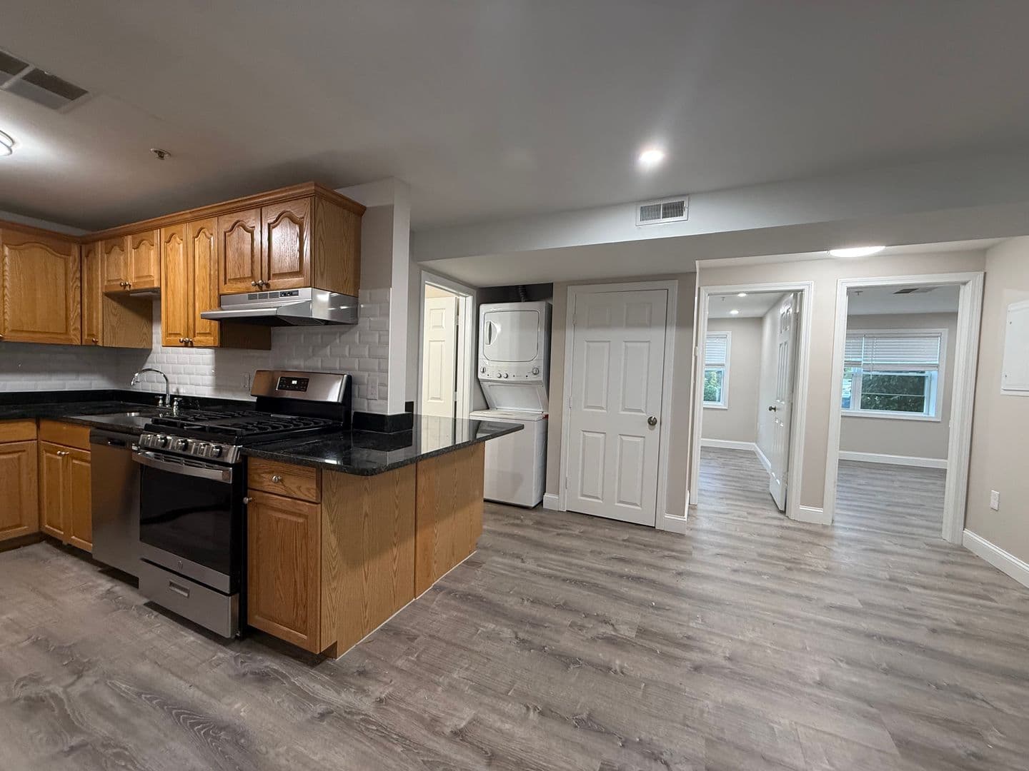 Billerica Apartment: 13-27 Kenmar Drive