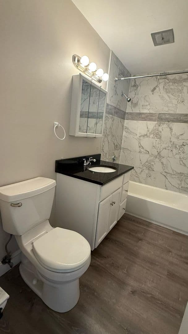 Leominster Apartment: 221 West Street