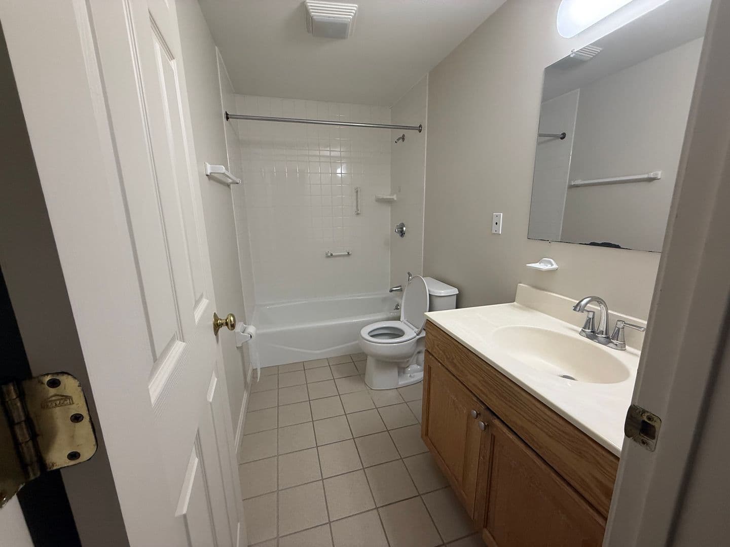 Billerica Apartment: 13-27 Kenmar Drive