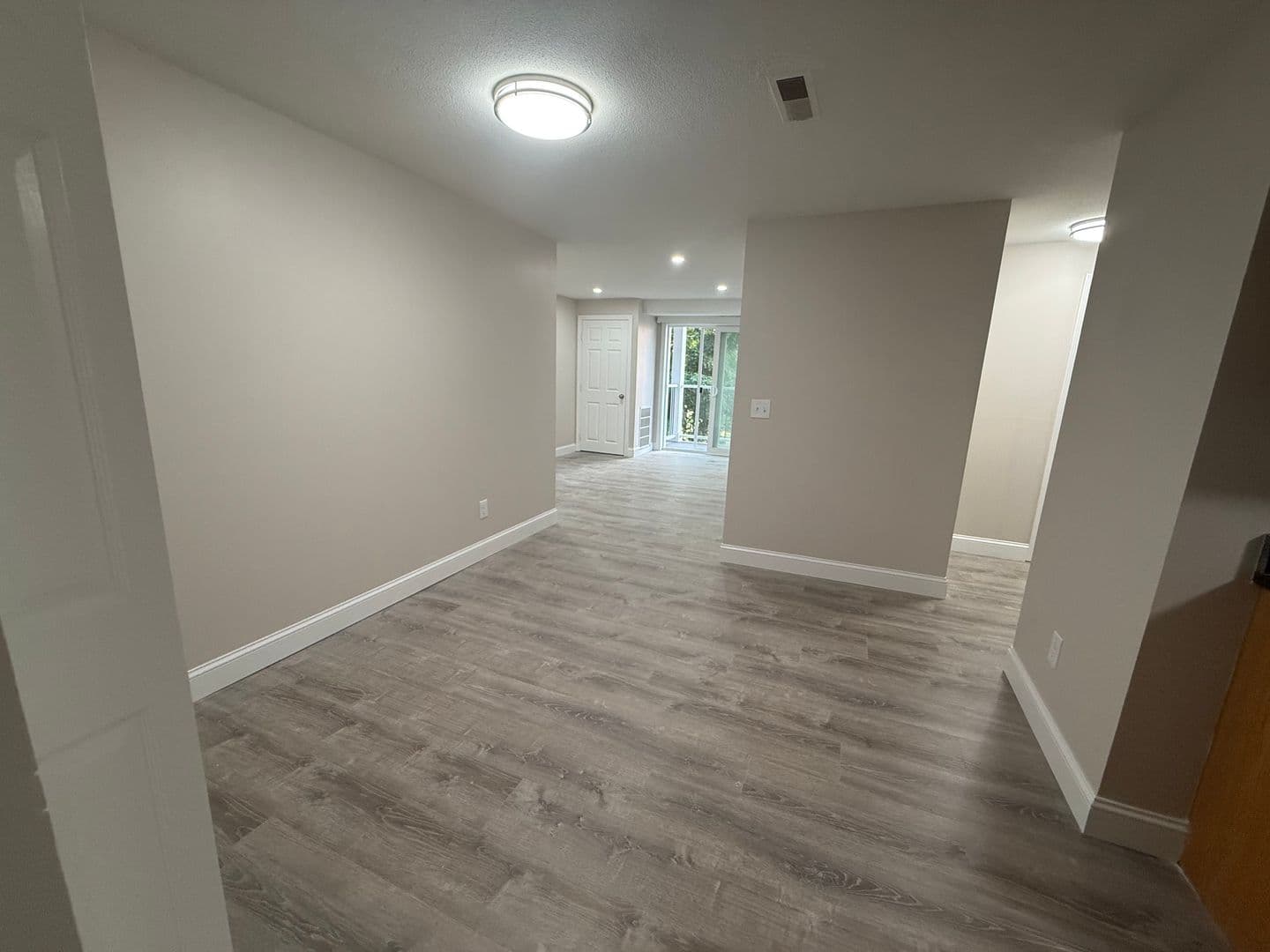 Billerica Apartment: 13-27 Kenmar Drive