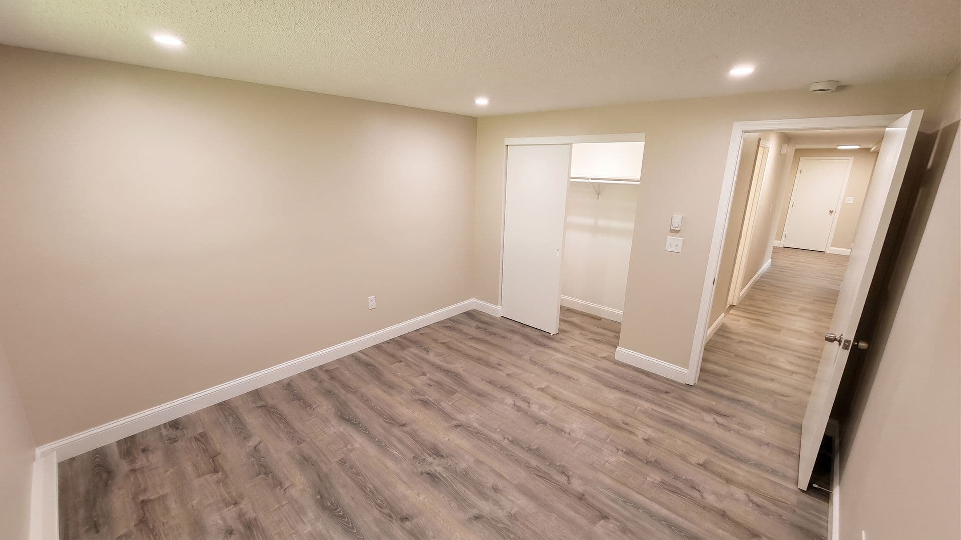 Webster Apartment: 310 Thompson Road