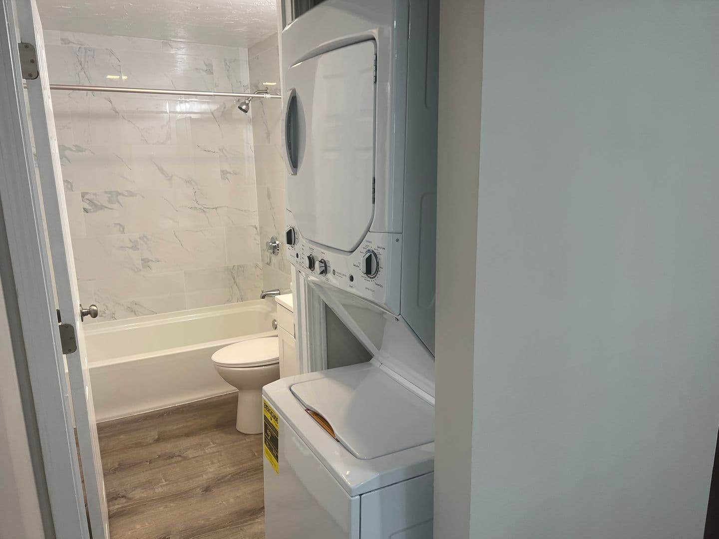 Billerica Apartment: 13-27 Kenmar Drive