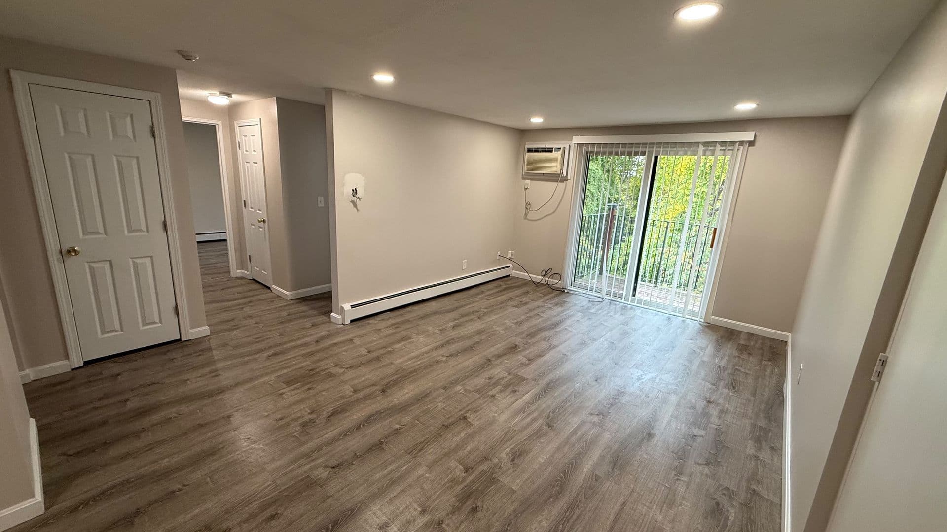 Leominster Apartment: 47 Princeton Street