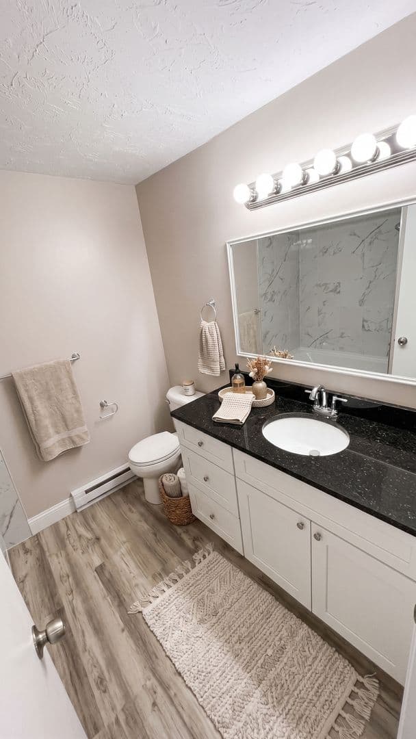 Webster Apartment: 310 Thompson Road