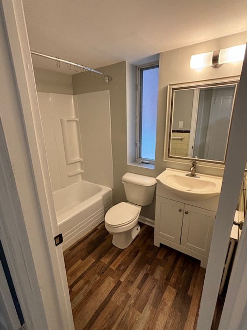 Cincinnati Apartment: 2521 Hackberry Street