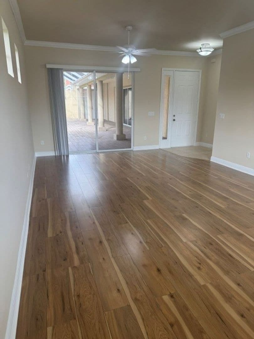 Fort Myers House: 13942 Bently Circle