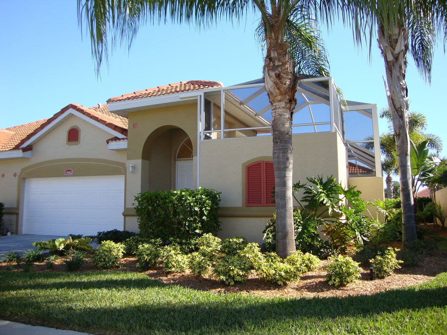 Fort Myers House: 13942 Bently Circle