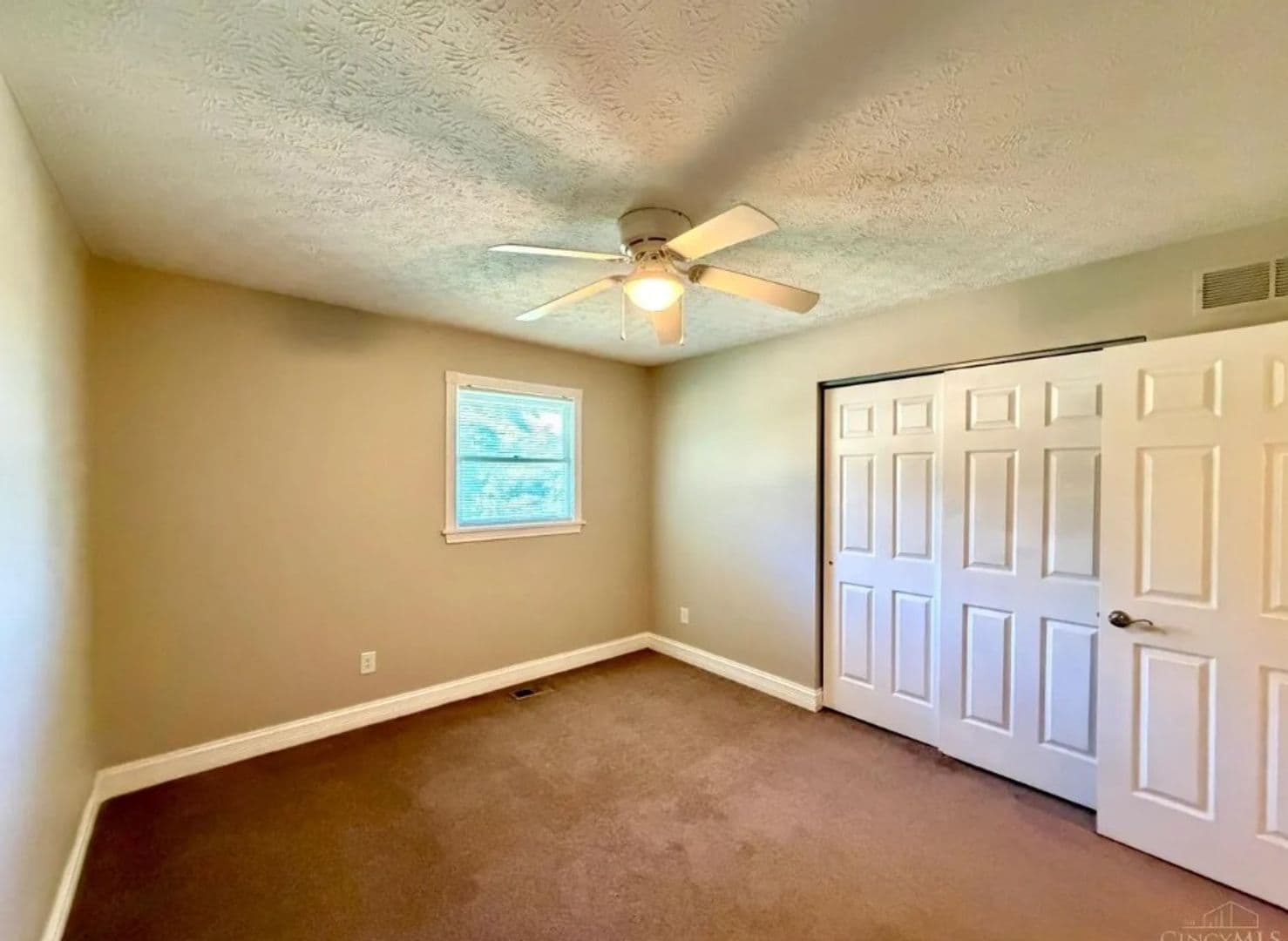 West Chester House: 6862 N Windwood Dr
