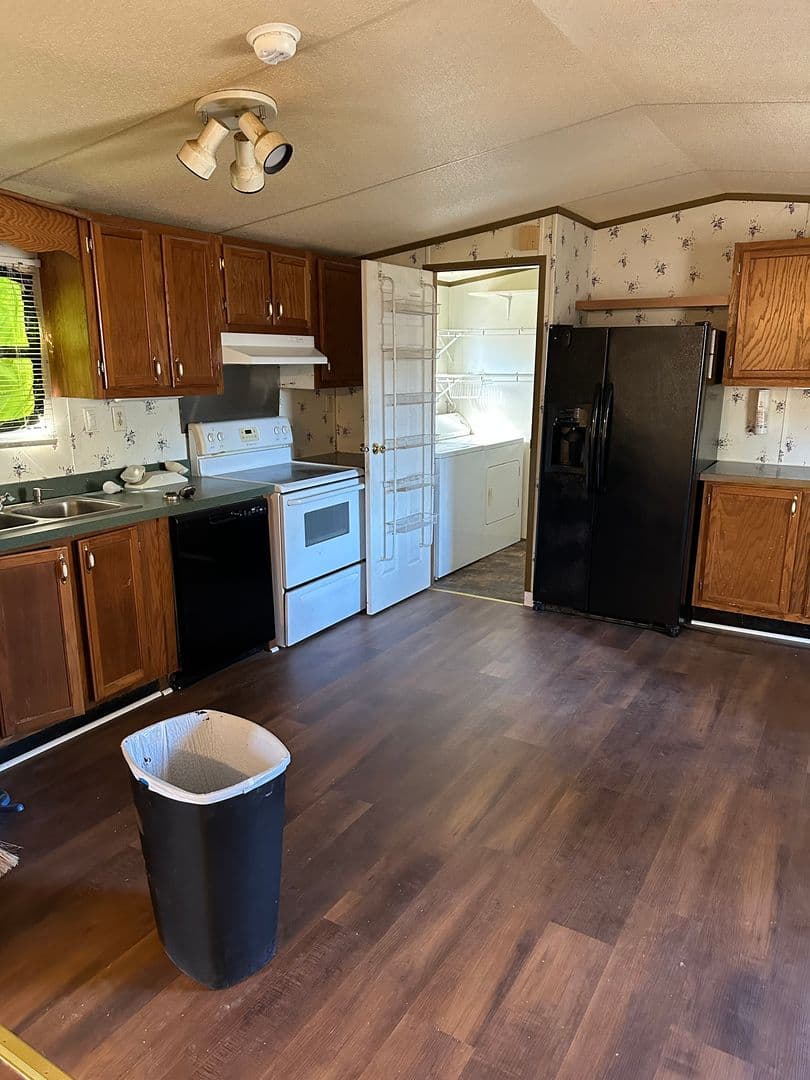 Greenville Multiplex: 1821 Ft. Dale Rd. - Lot #18