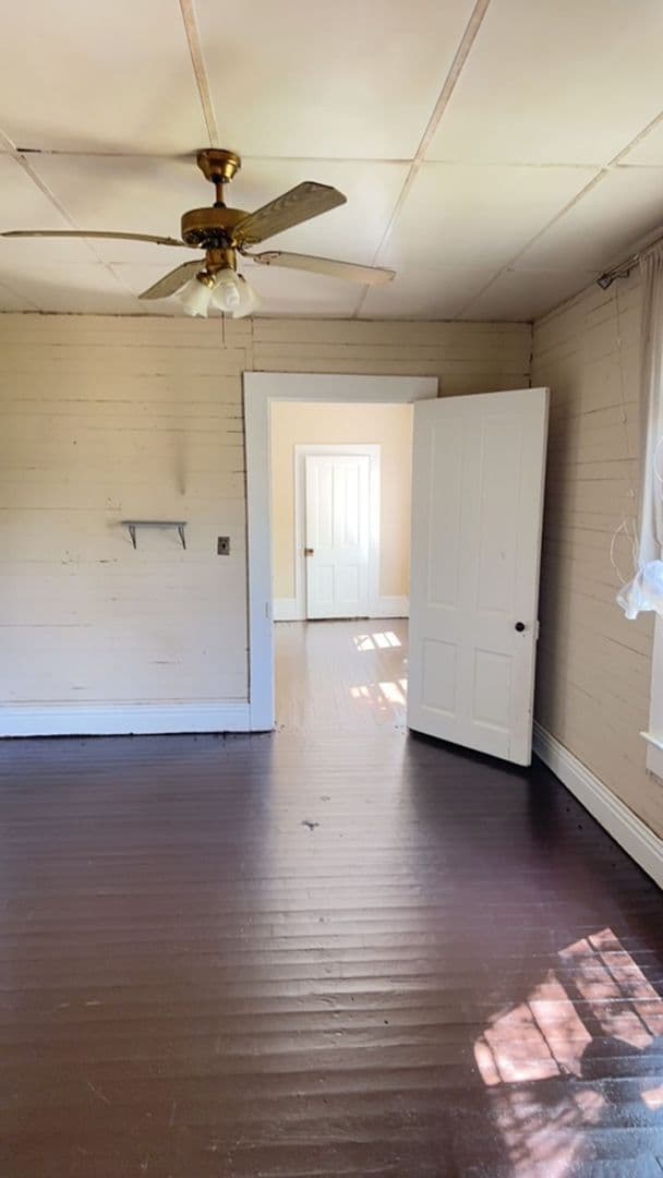 Greenville Apartment: 340 Hickory St.