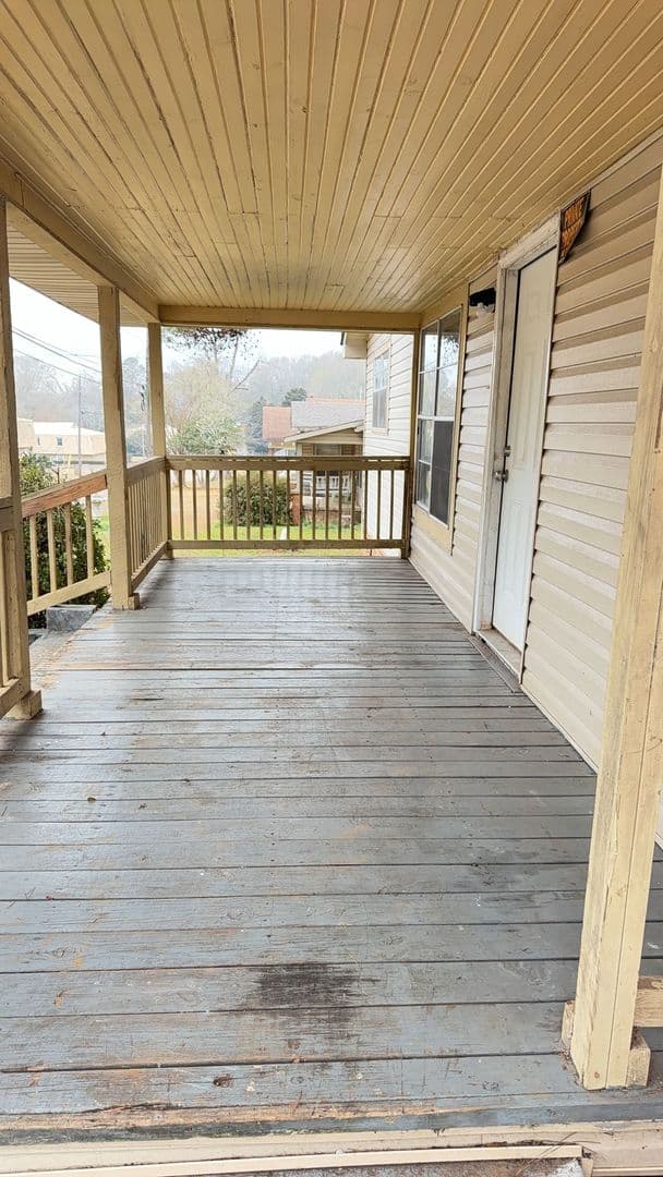 Greenville House: 593 Perdue Place
