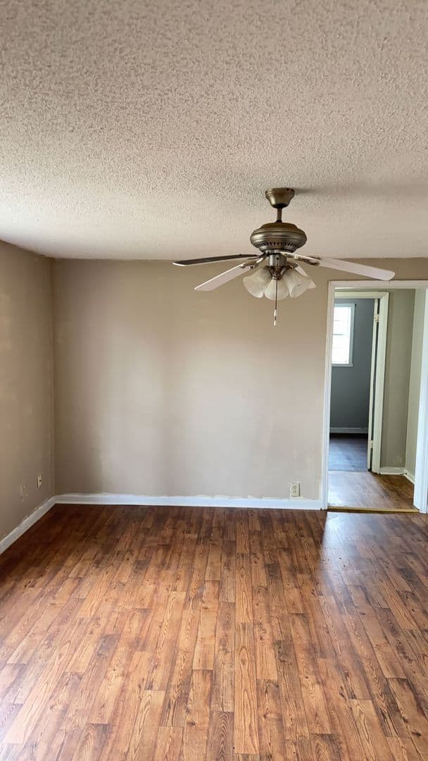 Greenville House: 593 Perdue Place