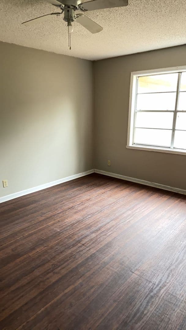 Greenville House: 593 Perdue Place