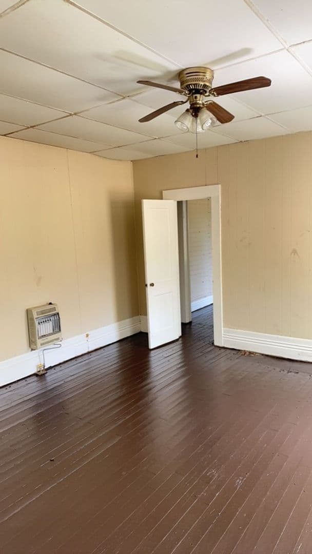 Greenville Apartment: 340 Hickory St.
