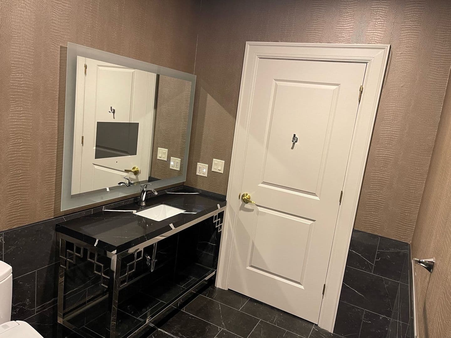 Sioux City Apartment: 505 6th st
