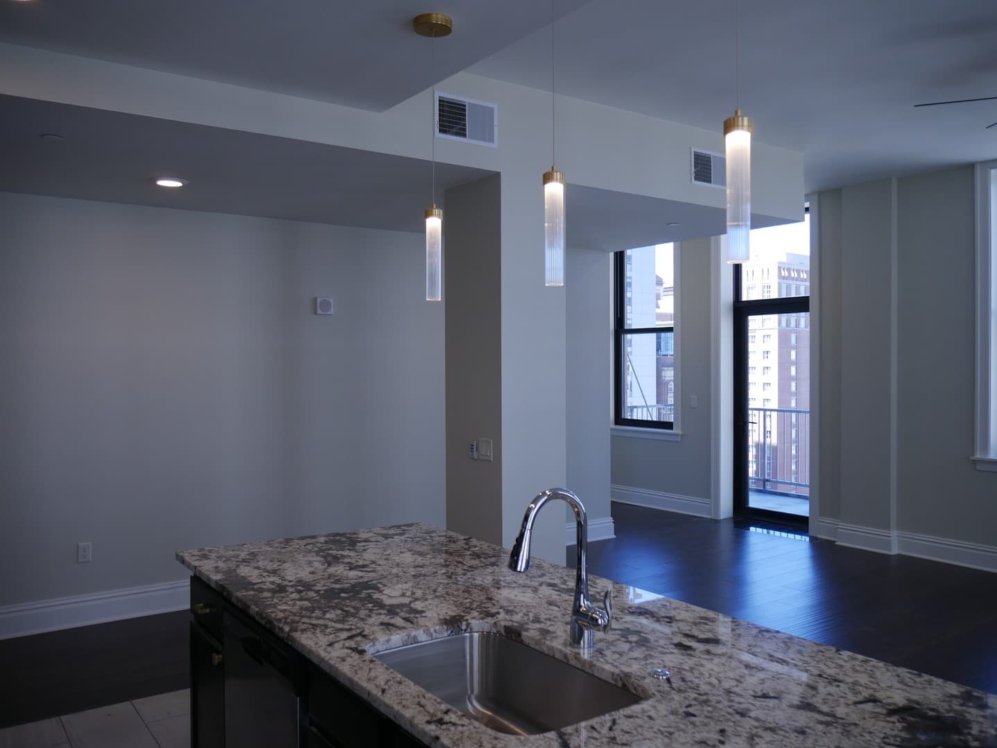 St. Louis Apartment: 705 Olive Street