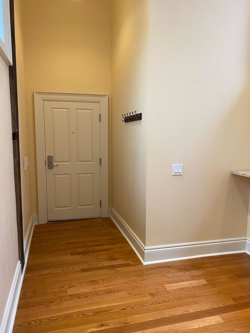 Davenport Apartment: 401 N. Brady St.