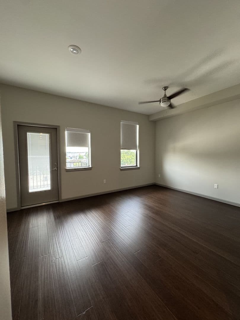 St. Louis Apartment: 4440 Manchester Ave.