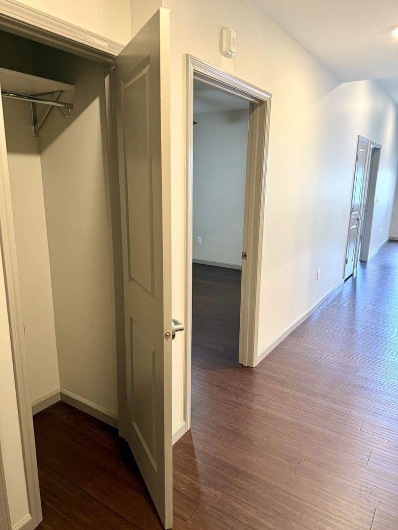 St. Louis Apartment: 4440 Manchester Ave.