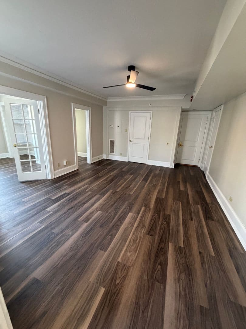 St. Louis Apartment: 4616 Lindell Blvd.