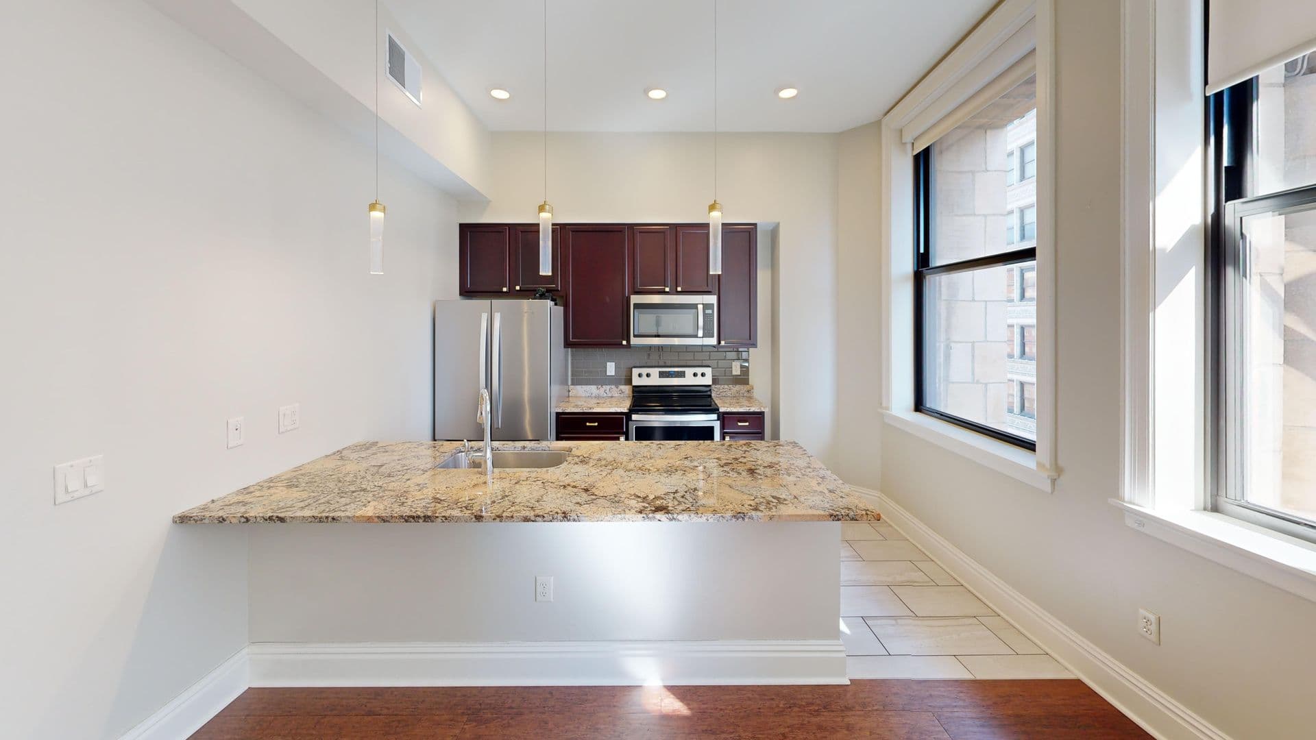St. Louis Apartment: 705 Olive Street