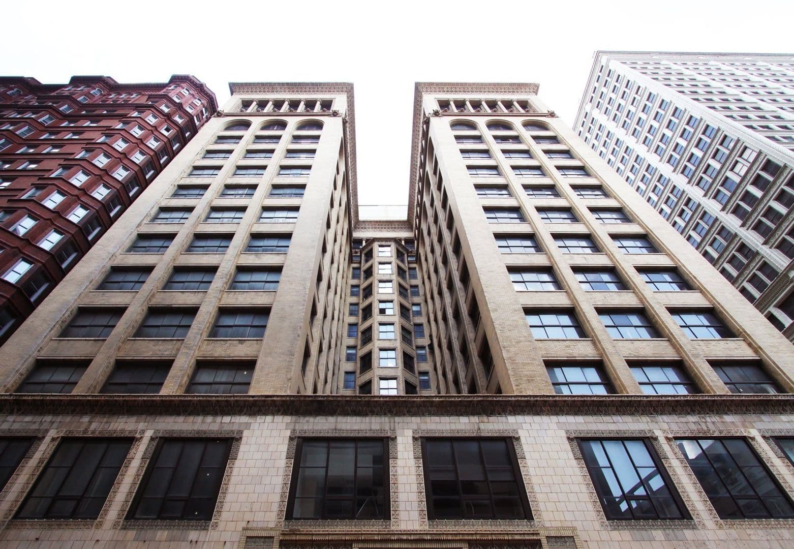 St. Louis Apartment: 705 Olive Street
