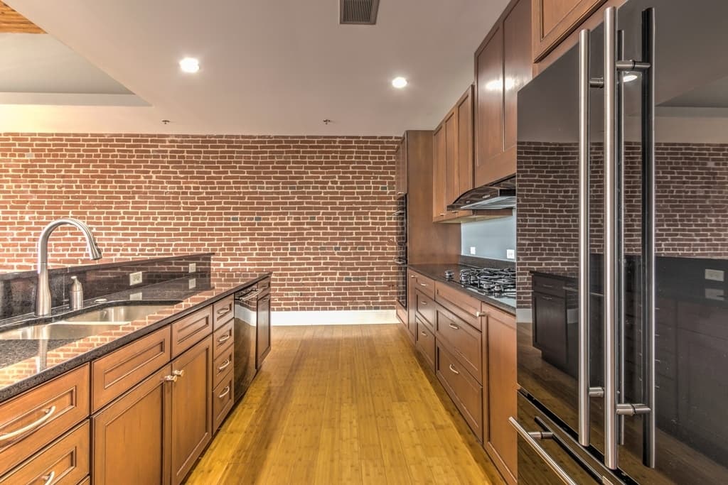 St. Louis Apartment: 1511 Washington Ave.
