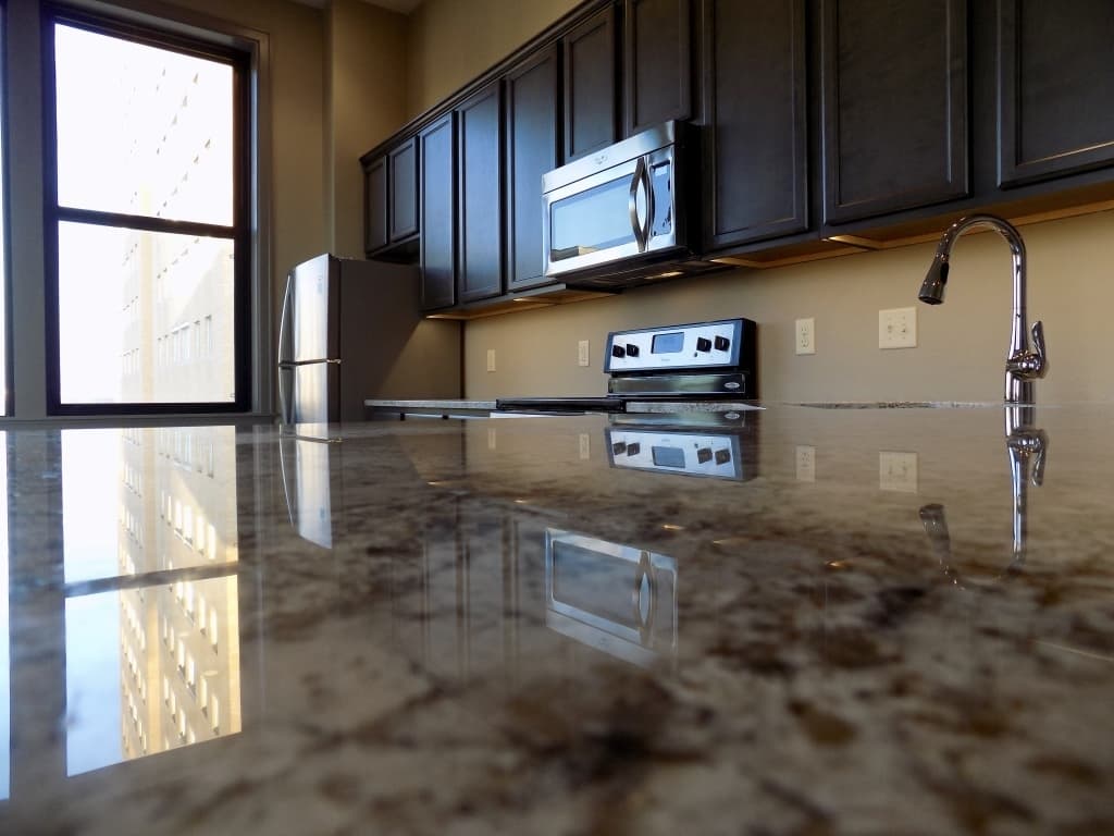 Davenport Apartment: 212 Brady St
