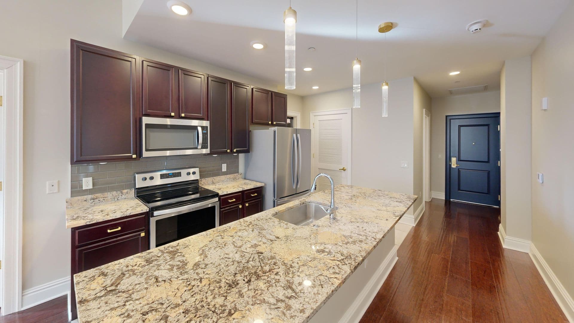 St. Louis Apartment: 705 Olive Street