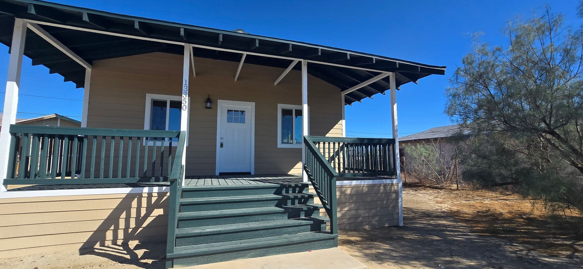 Trona House: 13350 Aster St