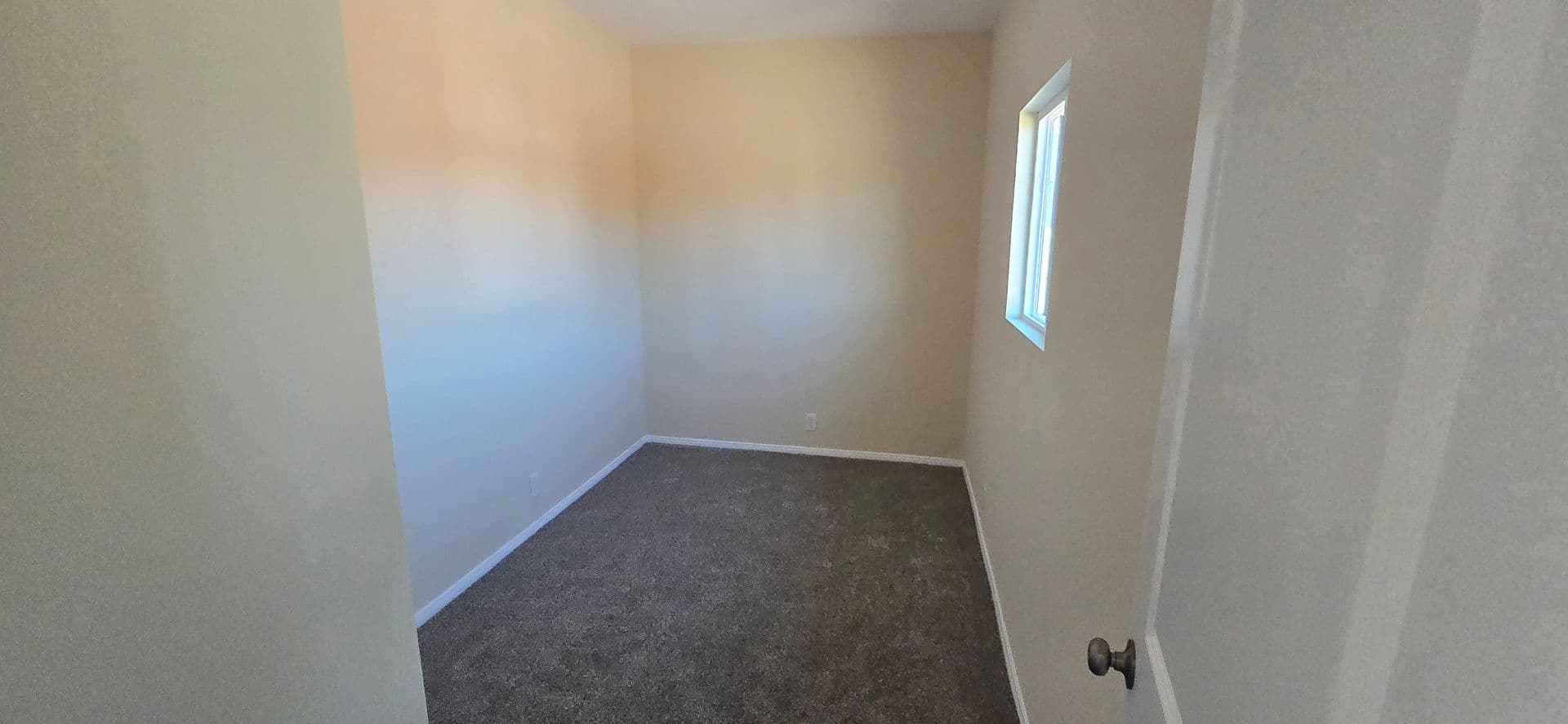 Trona House: 13350 Aster St