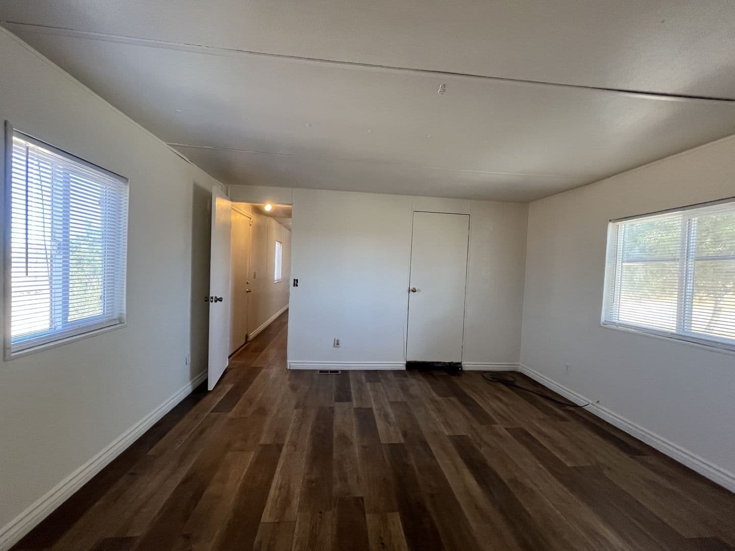 Mojave House: 10348 Lone Butte Rd