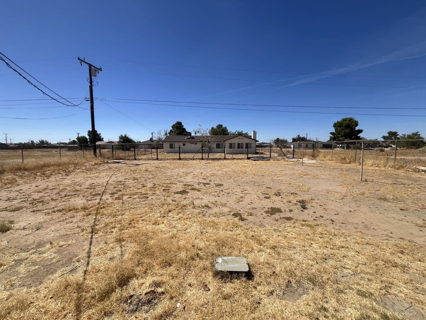 California City House: 8736 Aspen Ave