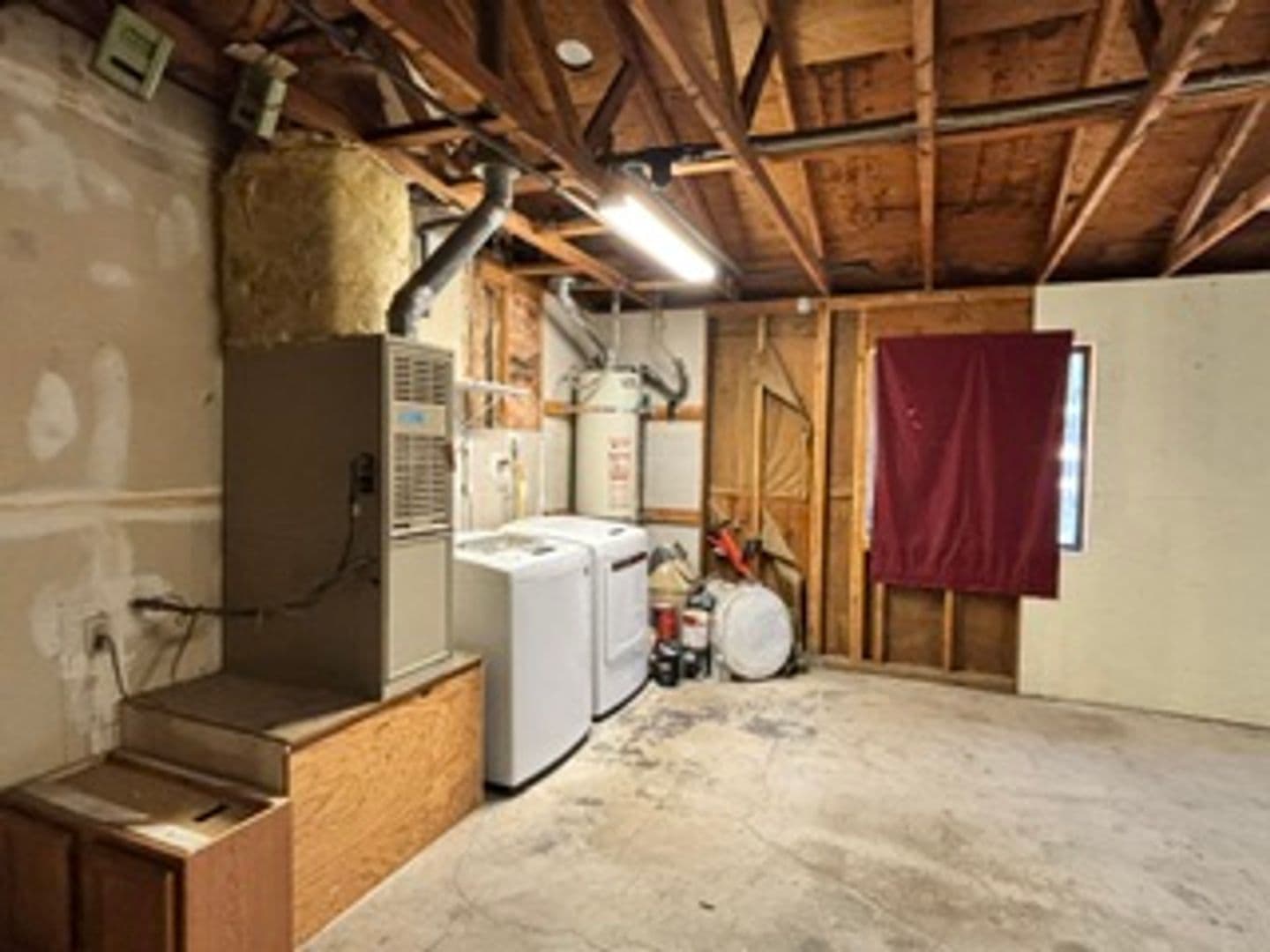 Tehachapi House: 17861 Tanforan Drive