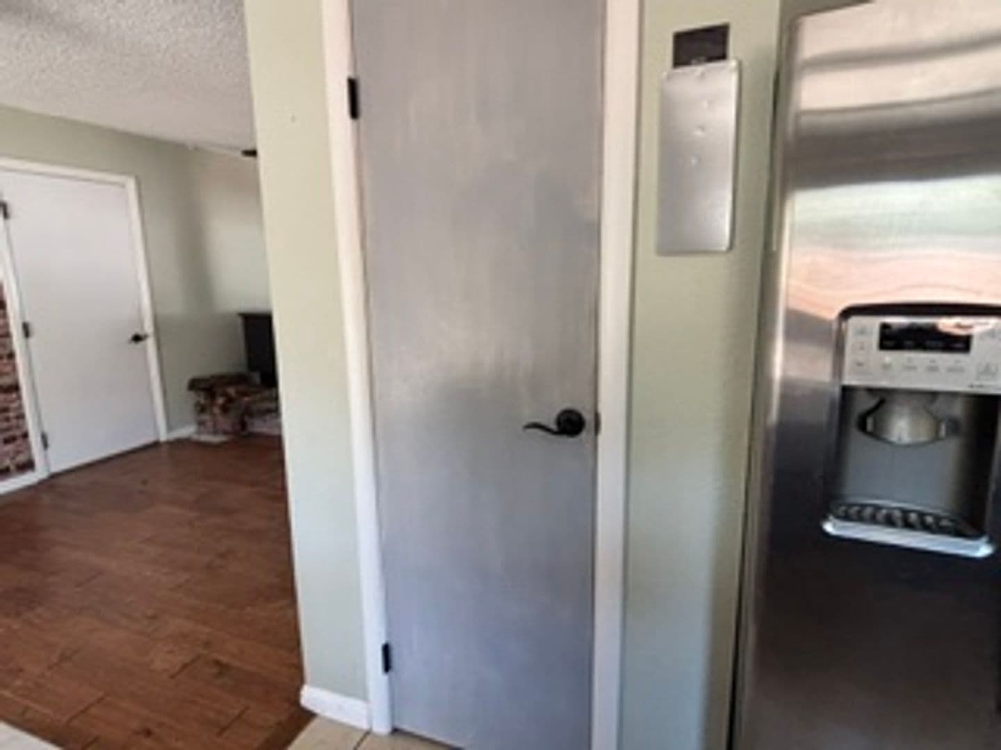 Tehachapi House: 17861 Tanforan Drive