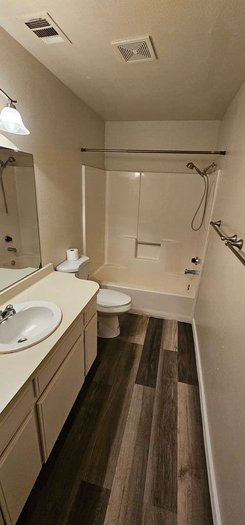 Ridgecrest Apartment: 825 Capehart Ct