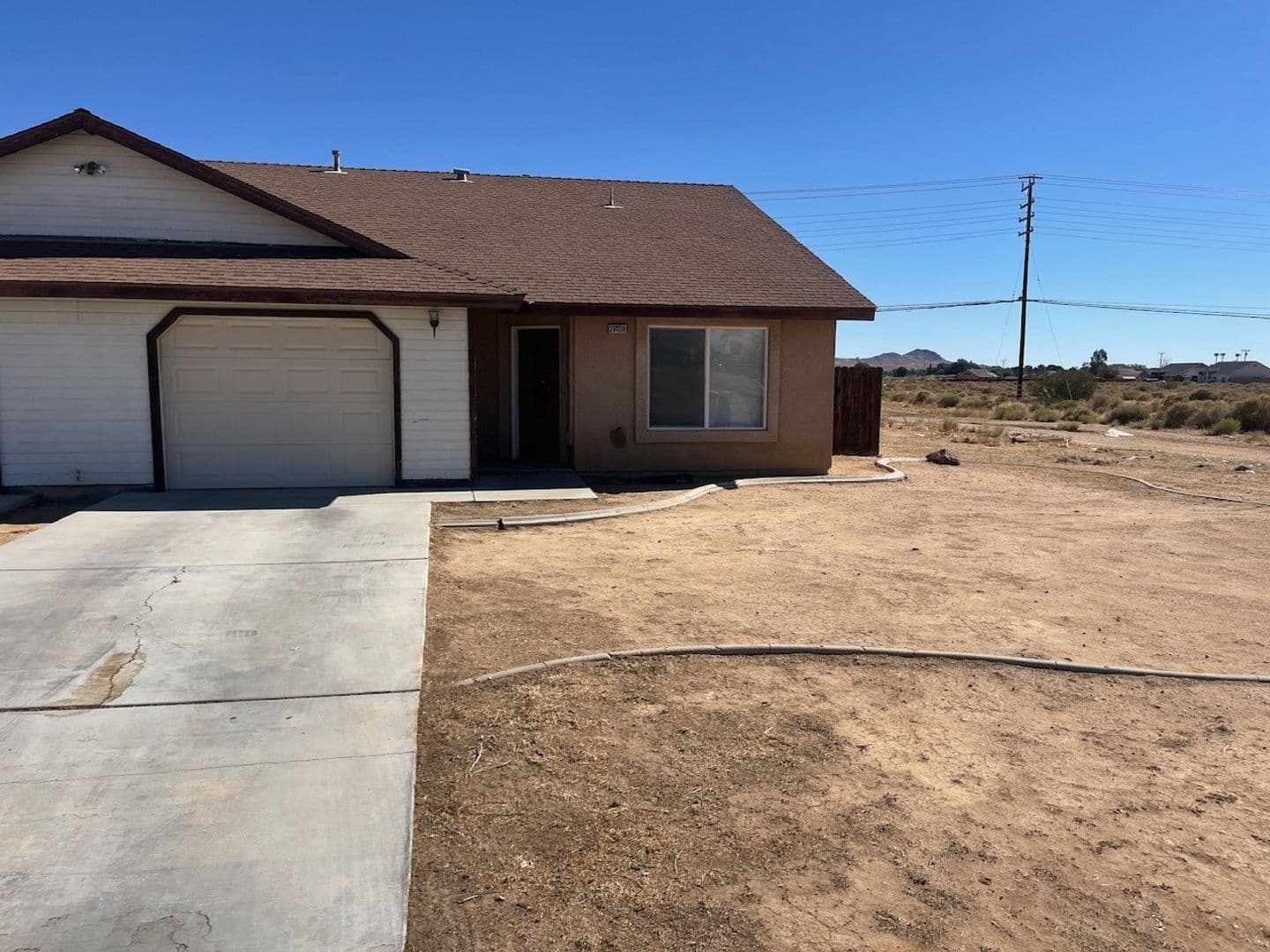 California City Apartment: 21412 Corwin St.