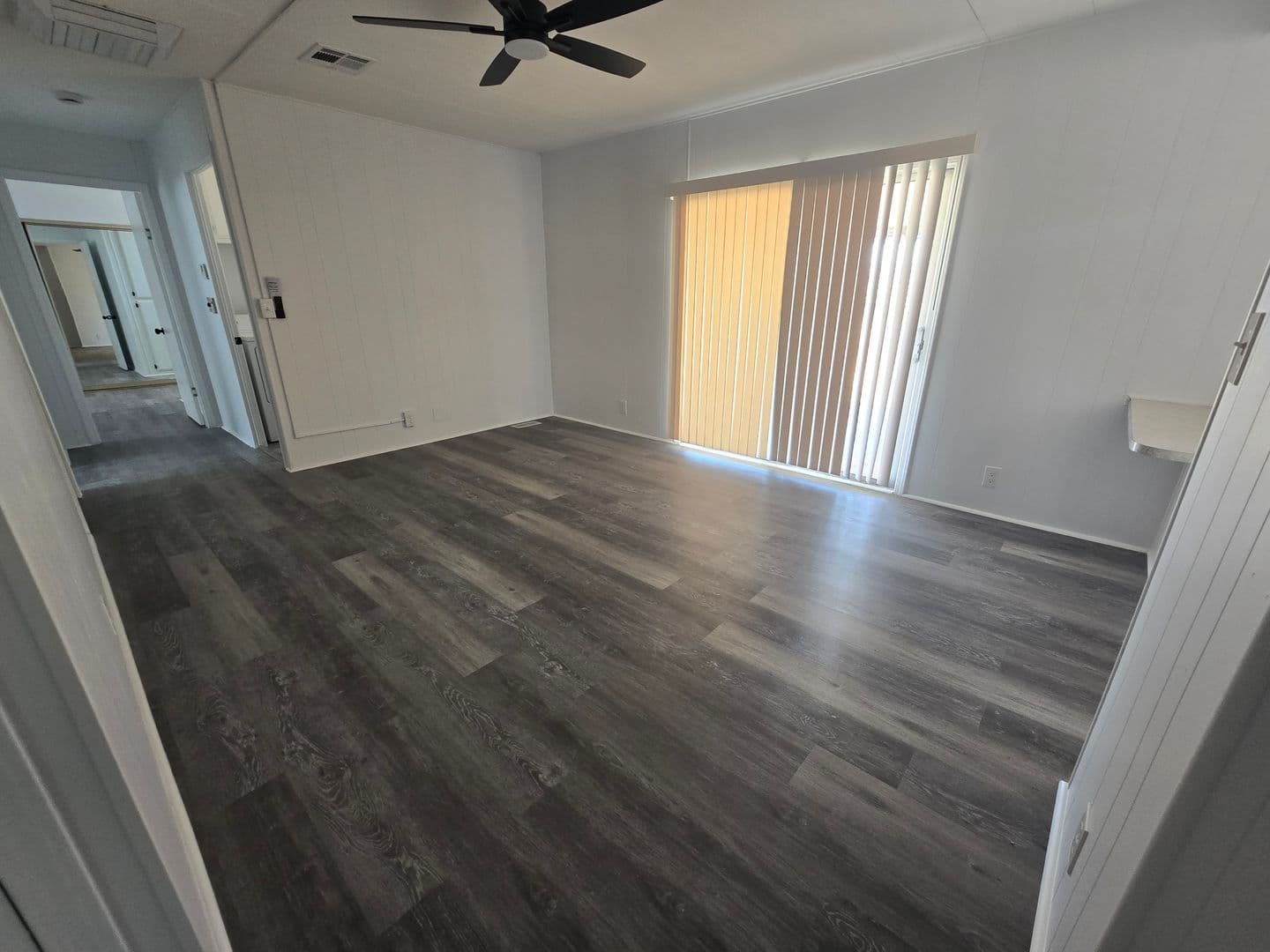 Ridgecrest Apartment: 1631 Chaparral Dr