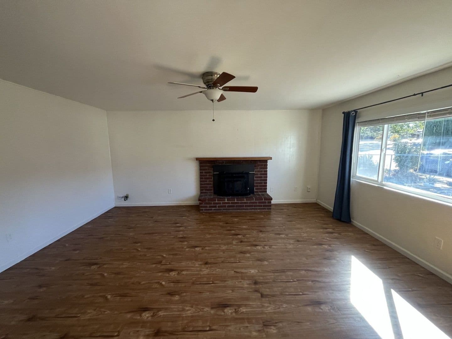 Tehachapi House: 209 Pine Court