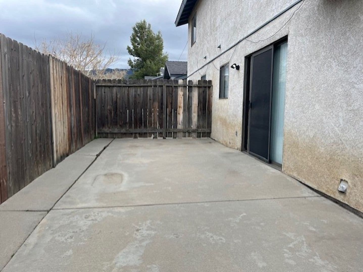 Tehachapi Apartment: 21204 Madre Street