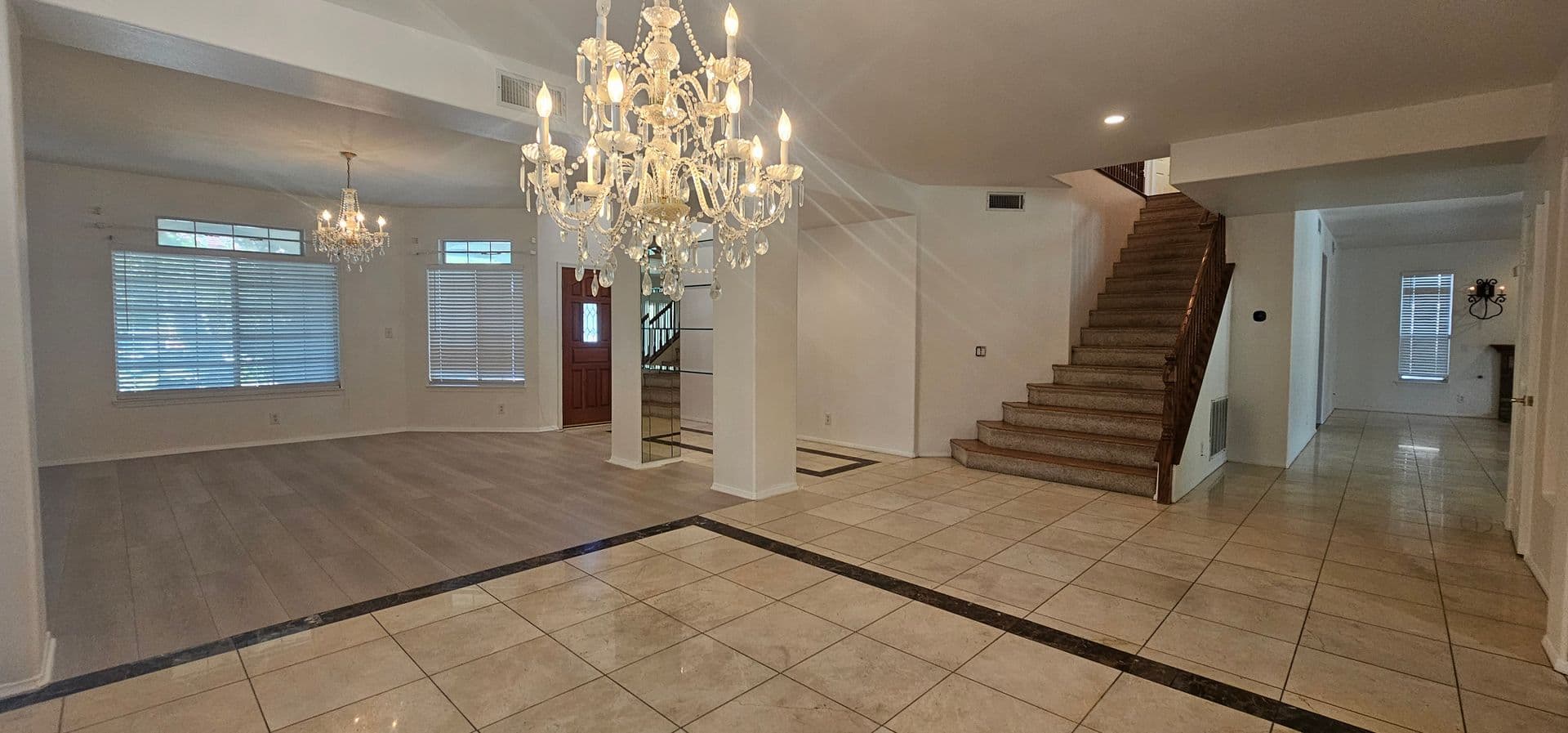 Palmdale House: 7229 Ojai Dr