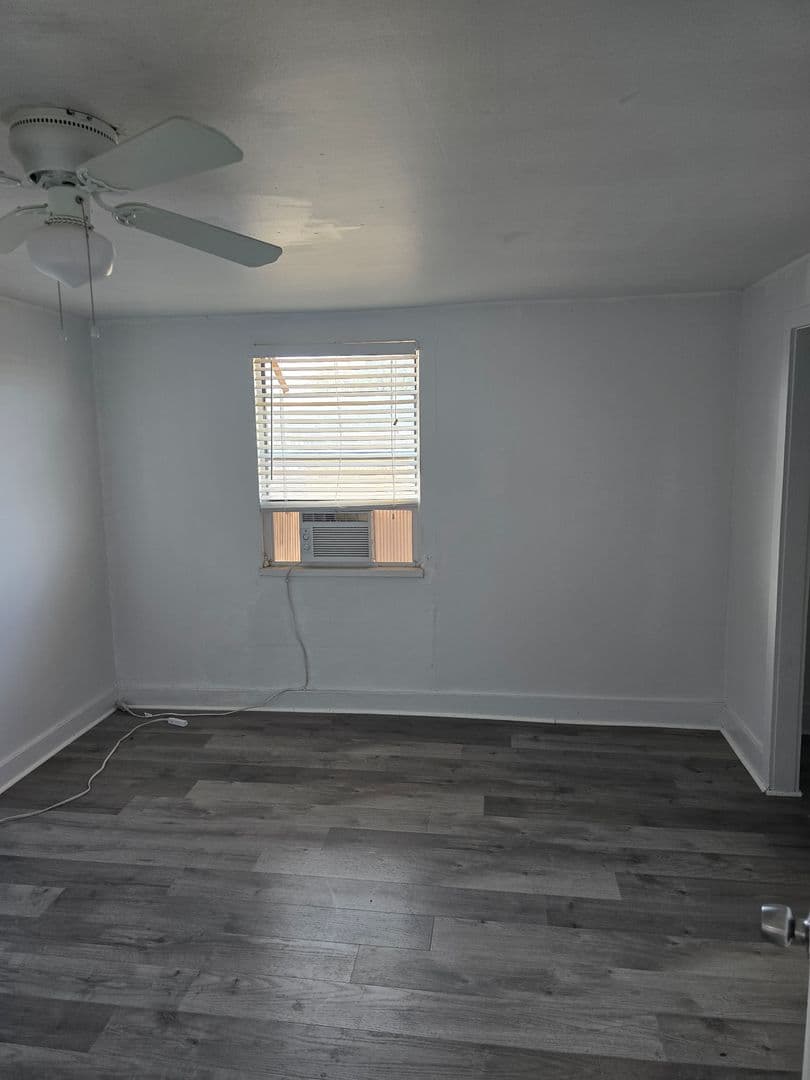 Inyokern Multiplex: 6701 Mountain View Ave - 1