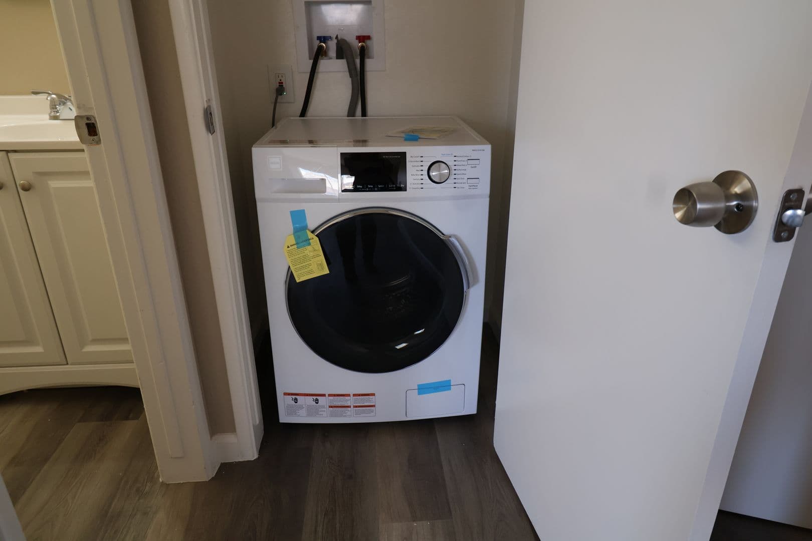 Ridgecrest Apartment: 430 W Moyer Ave