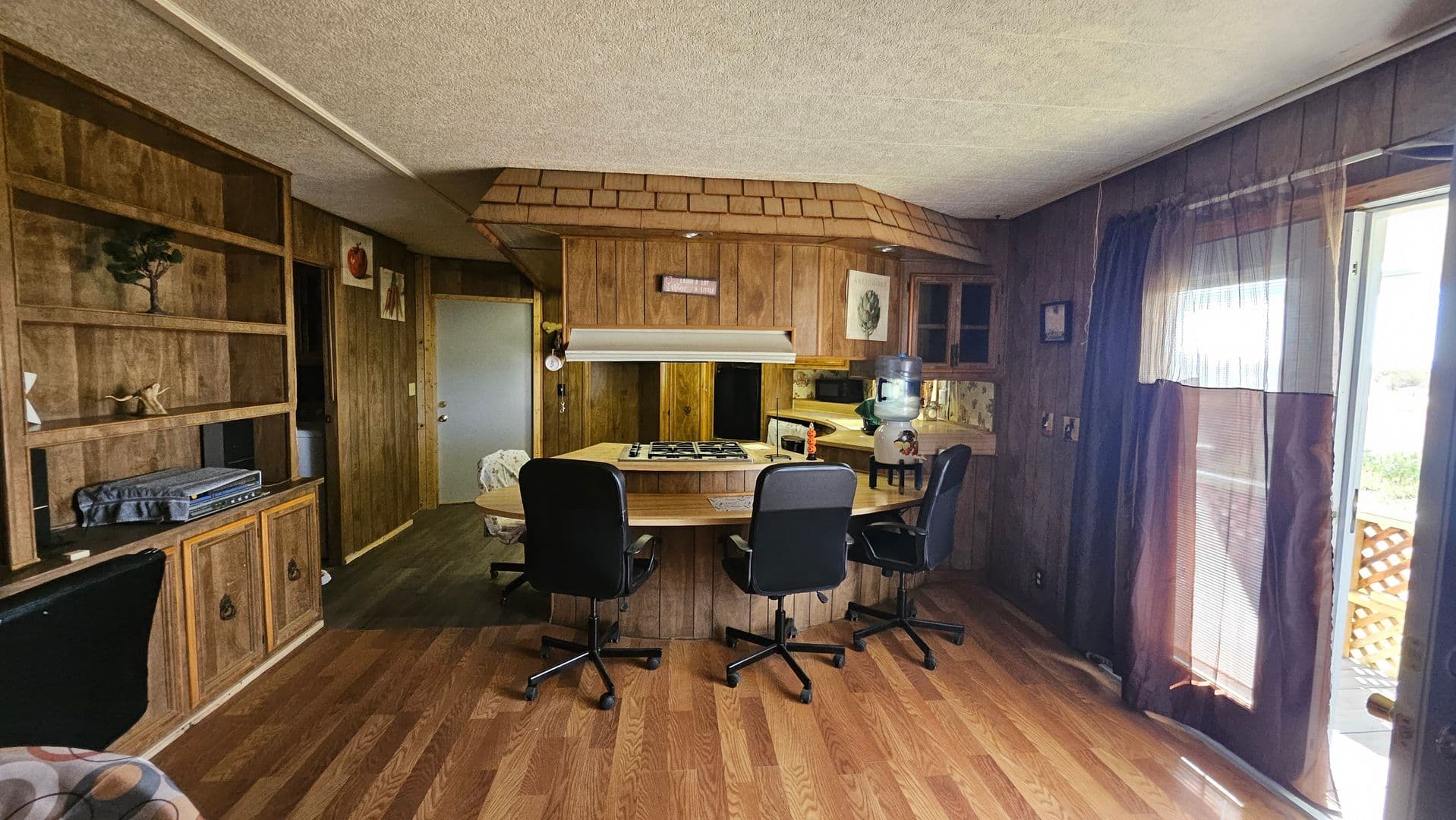 North Edwards House: 18077 Avenue B