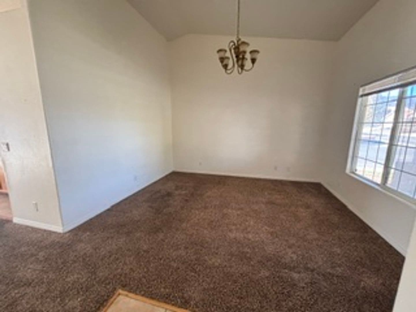 Tehachapi House: 818 Elm Steet